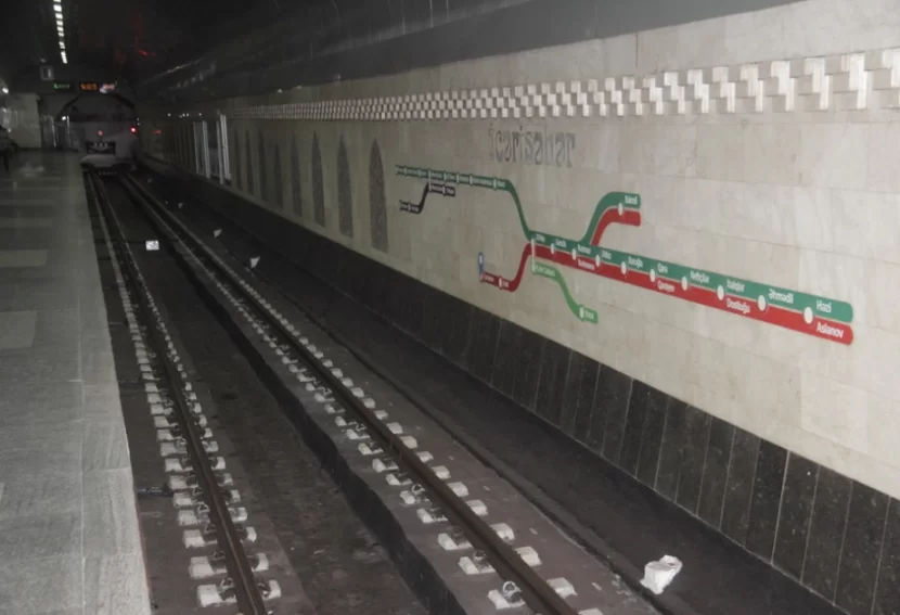 Bakı metrosunda