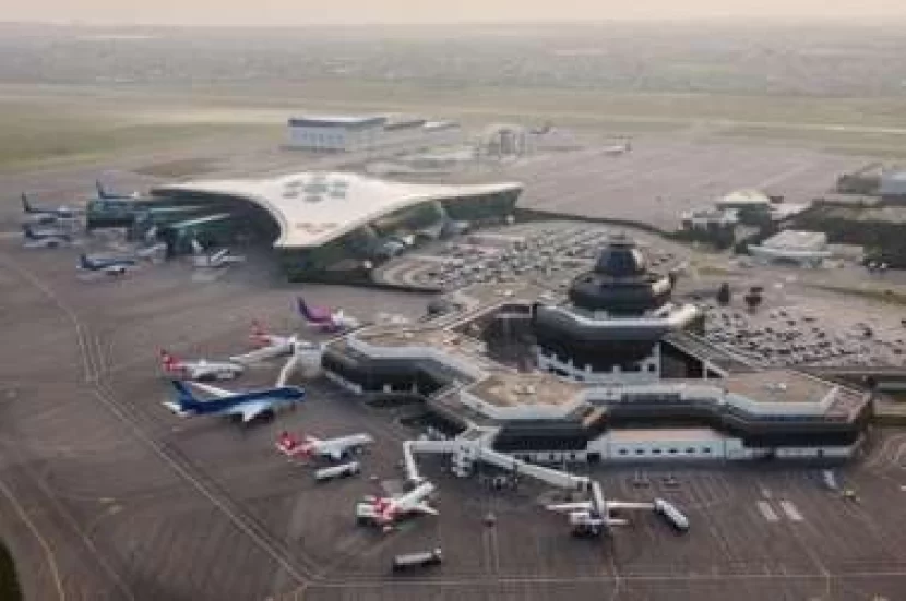 Daha bir məmur külli miqdarda qızılla tutuldu: Bakı aeroportunda əməliyyat -