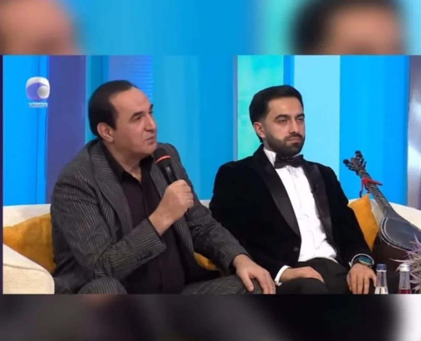 Manaf Ağayev anasını tabutda dəfn edib -