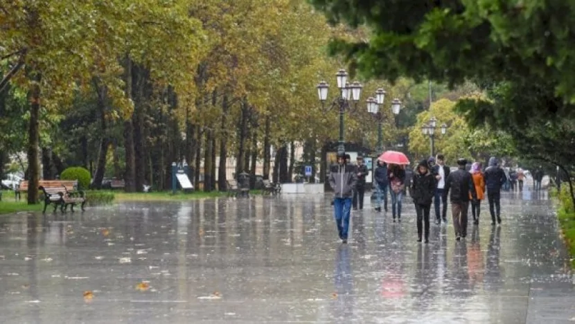 Bakıda yağış, rayonlara qar yağacaq -