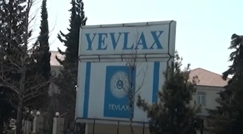 Yevlaxda dəhşət! Hasar uçdu: